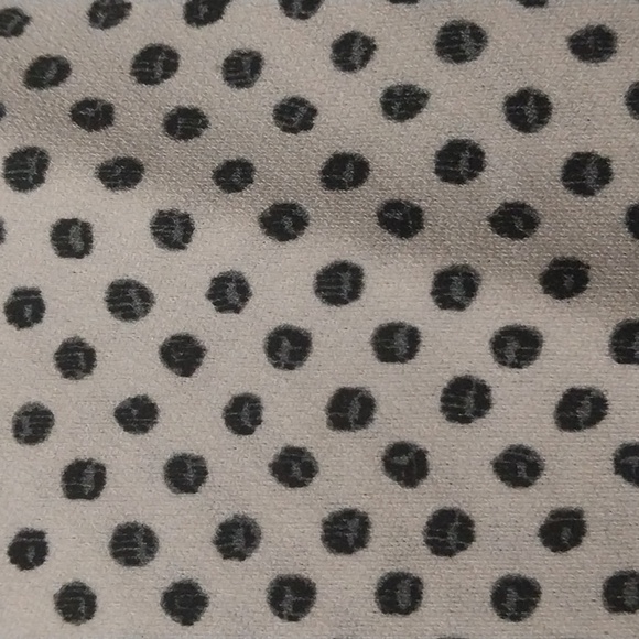 Adrianna Papell Polka dot Tie Flutter Sleeve Top L Short Sleeve White Blouse - Picture 6 of 9